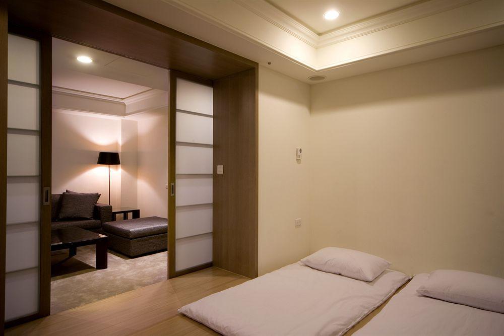 Longbon Resort Beitou Taipei Exterior photo
